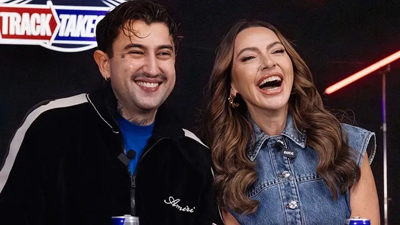 Hadise ile Motive sahnede karşı karşıya! Aynı şarkı iki farklı tarzda söylendi