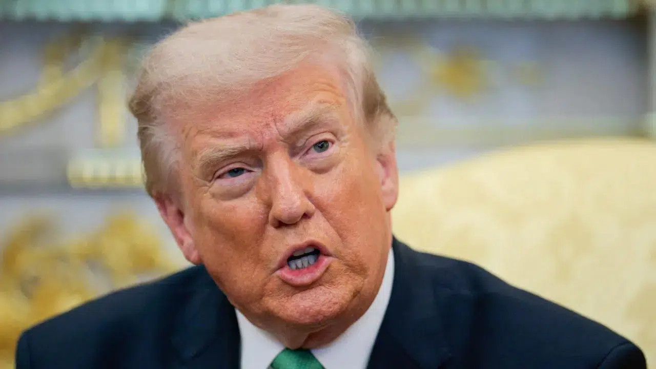 Trump’tan İran’a Sert Çıkış! 'Hark Adası’nı Haritadan Sileriz'