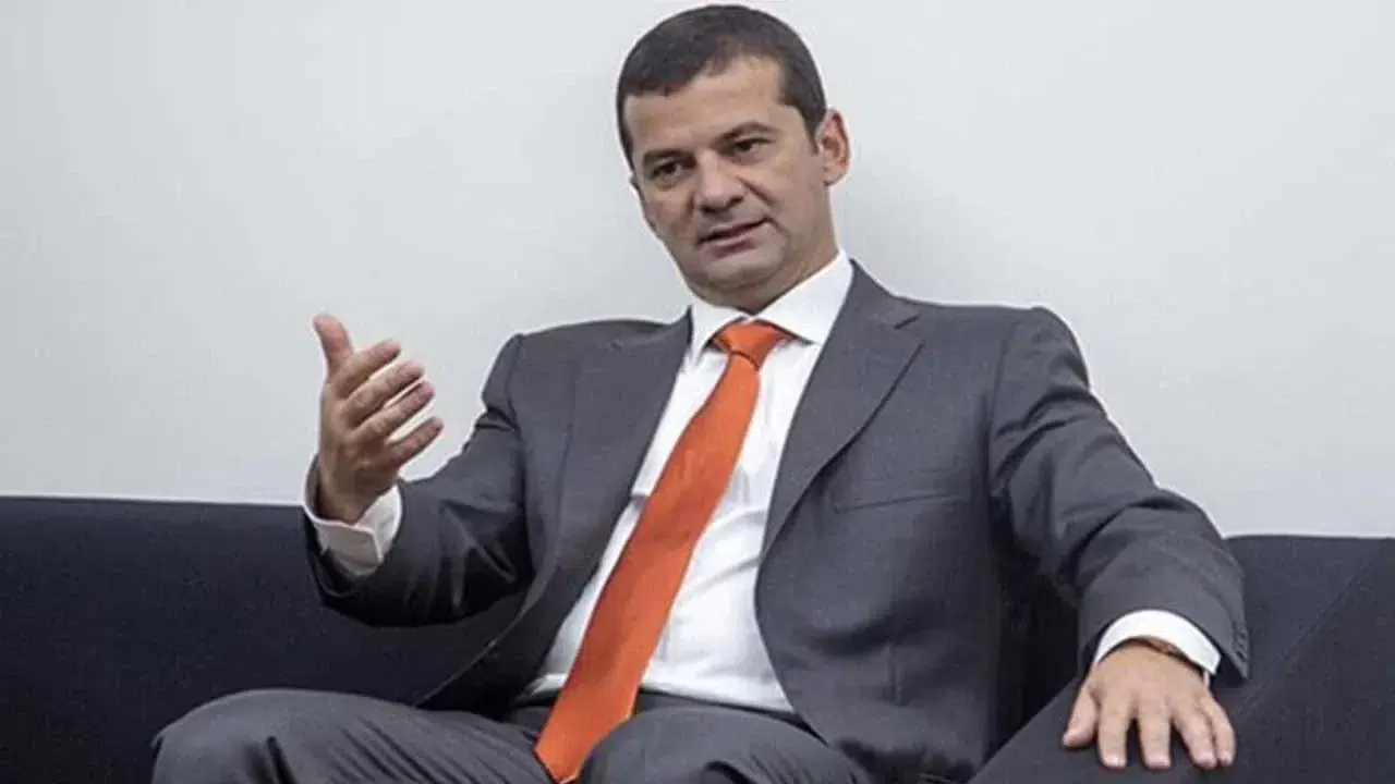 BARTU SORAL KİMİNLE EVLİ!