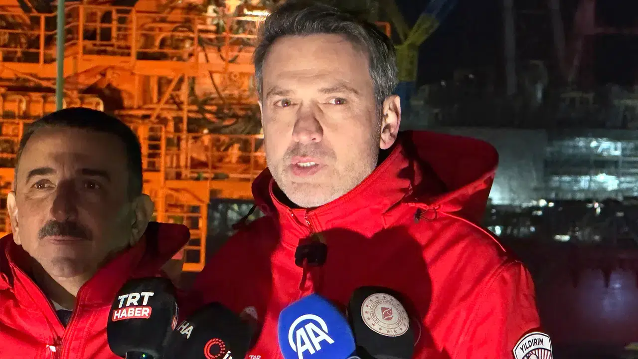 Bakan Bayraktar Duyurdu! Karadeniz’de Yeni Doğal Gaz Aramaları Başlıyor