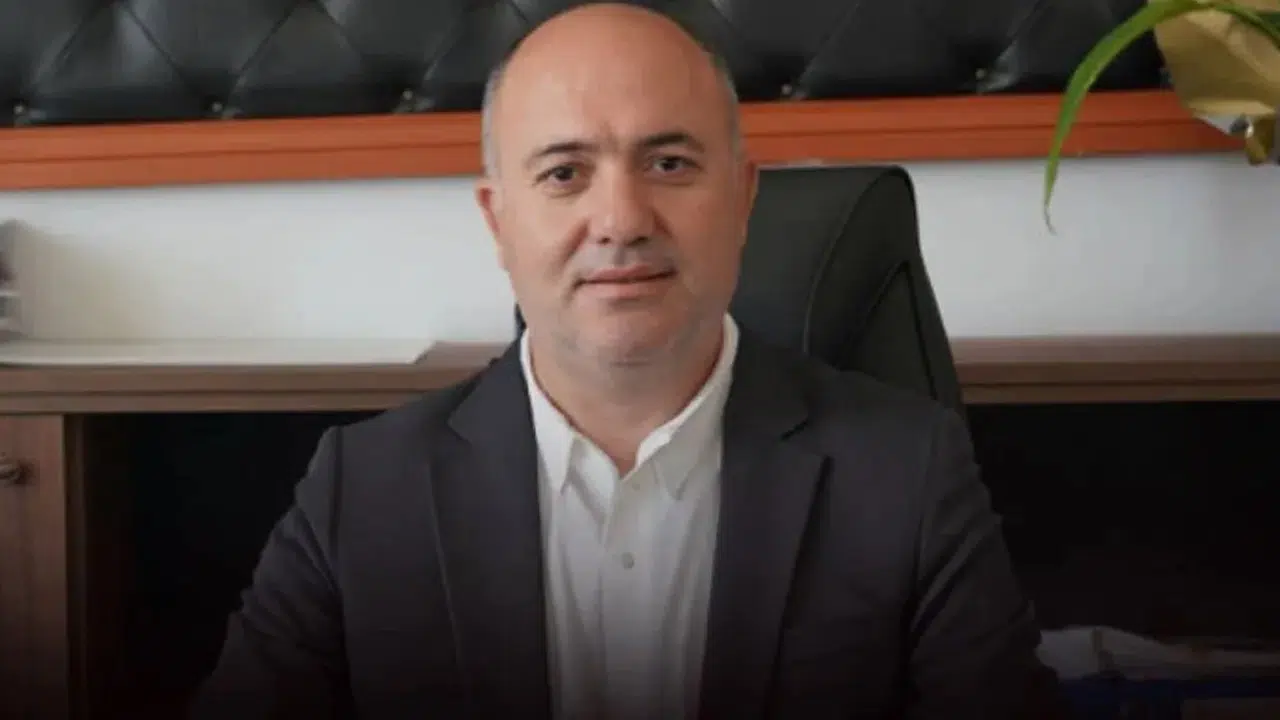 Ceyhan Kayhan hayatı (kimdir)? Hangi partiden?