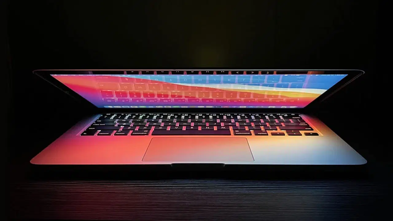 MACBOOK PRO'DA DOKUNMATİK EKRAN OLACAK MI! Ne zaman çıkacak, tüm özellikleri neler?