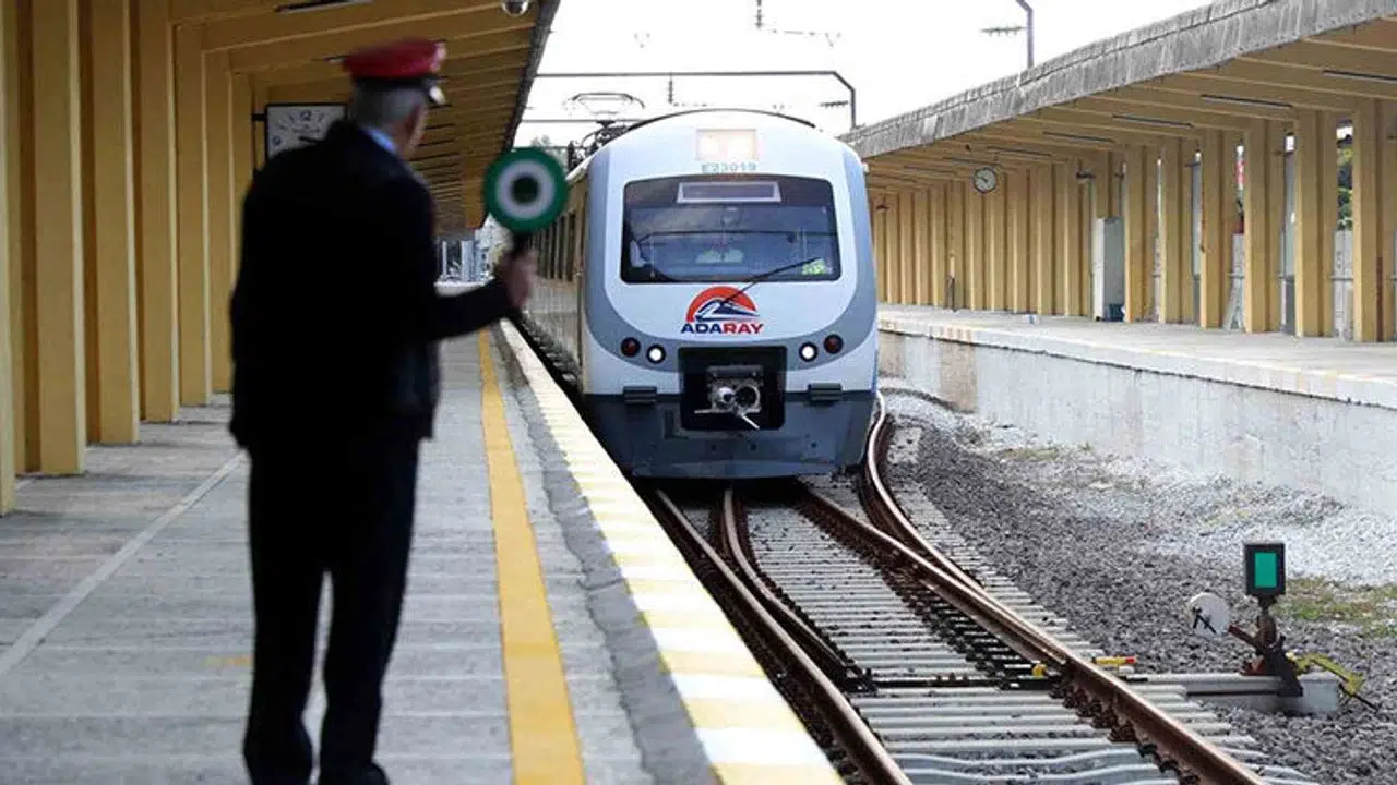 SAKARYA’DA BAYRAMDA ULAŞIM ÜCRETSİZ Mİ? Belediye otobüsleri metrobüs ve ADARAY bedava mı olacak?