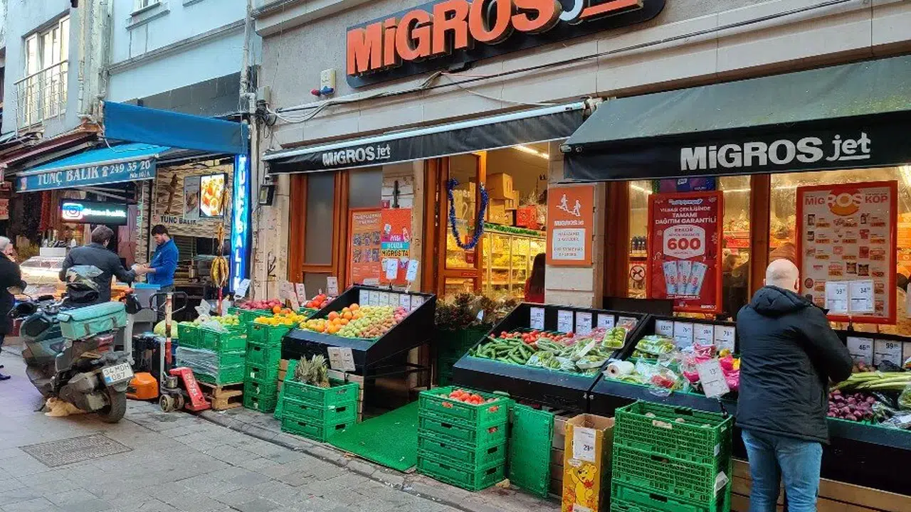 MİGROS JET AÇILIŞ SAATİ! Kaçta kapanıyor,