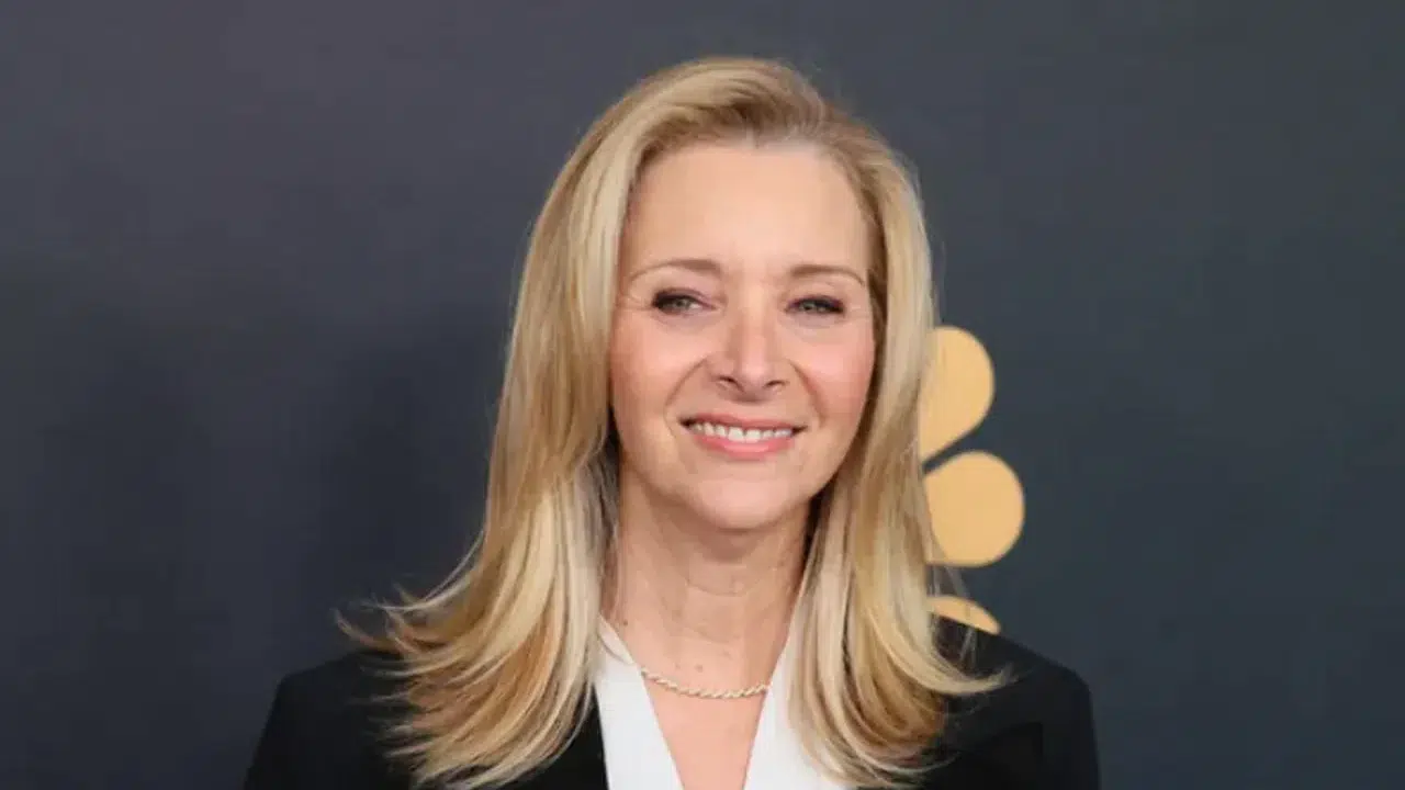 FRIENDS'İN YILDIZI LISA KUDROW ESTETİKLİ Mİ? Botoks Yaptırdı Mı, 60 Yaşında Neden İtiraf Etti, Yüzüne Ne Oldu?