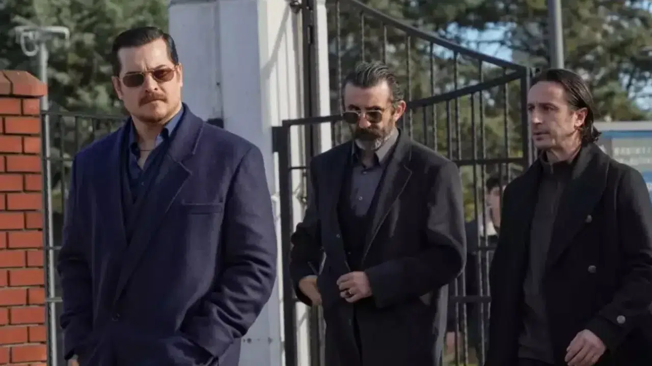 EŞREF RÜYA YENİ BÖLÜM HANGİ GÜN? Saat kaçta başlıyor ve son bölümde ne oldu?