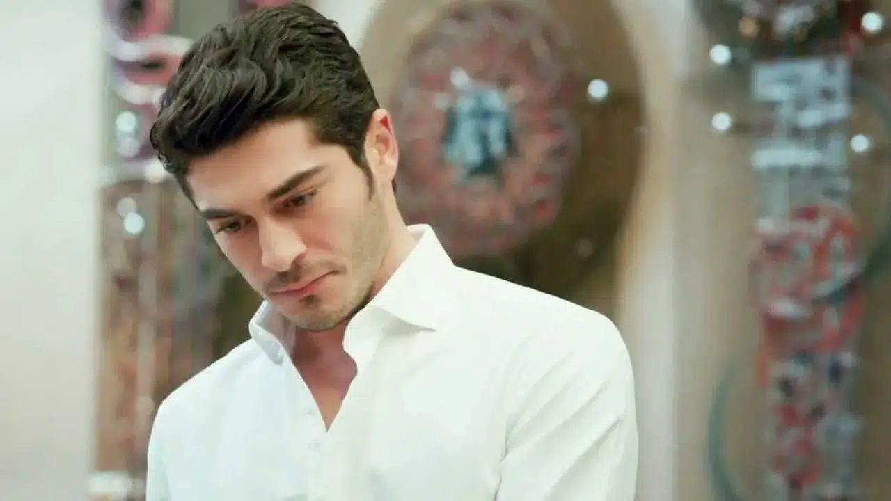 Burak Deniz Aslen İzmitli mi, Babası Teoman Deniz Kim, Ölüm Sebebi Ne, Kalp Krizi mi?