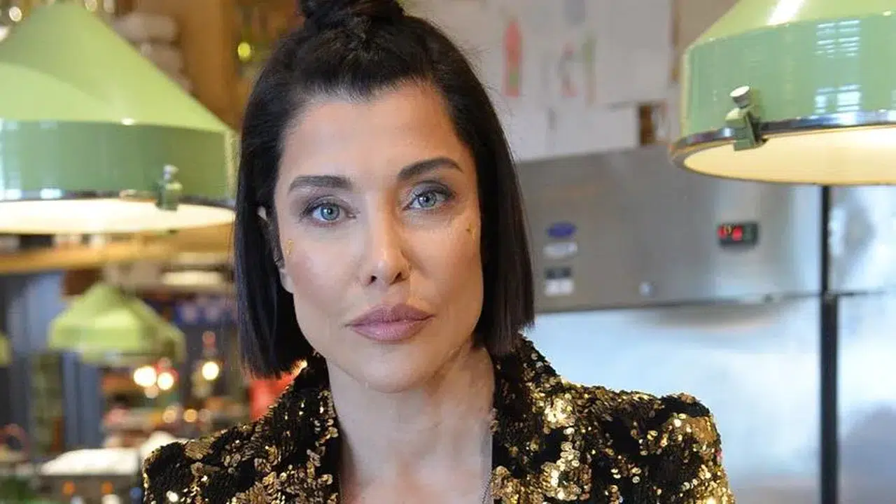 DENİZ AKKAYA KAÇ YAŞINDA! Nereli, kızı kim, ne iş yapıyor?