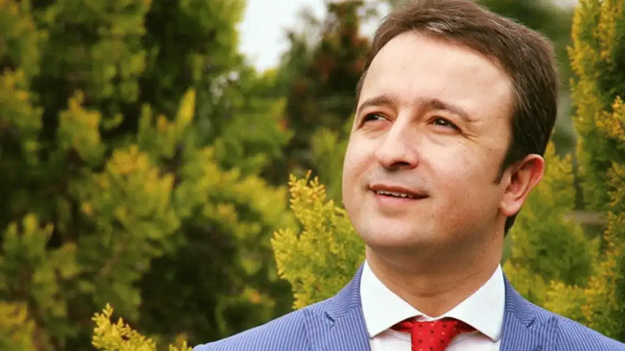 FATİH SAVAŞ KİMDİR VE HAYATI! Sahur Sohbetleri sunucusu nereli, Kaç yaşında, Hafız mı?