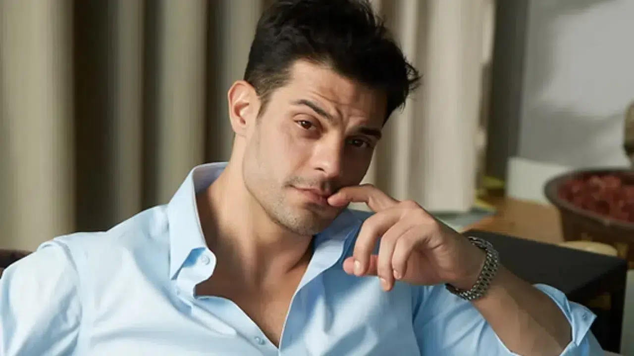 MEHMET DİNÇERLER KİMDİR VE HAYATI! Aslen nereli, kaç yaşında, annesi ve babası kim, sevgilisi var mı?