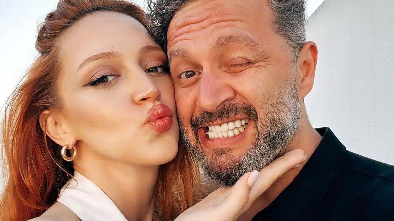 İBRAHİM SELİM’İN ESKİ NİŞANLISI KİM? Daye Ay kaç yaşında, nereli, ne iş yapıyor ve İbrahim Selim ile neden ayrıldı?