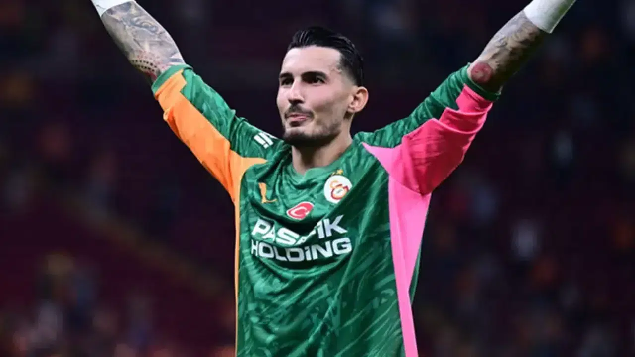 Trabzon’da Uğurcan Çakır’a tribünden sert mesaj! Sahte dolar planı ortaya çıktı