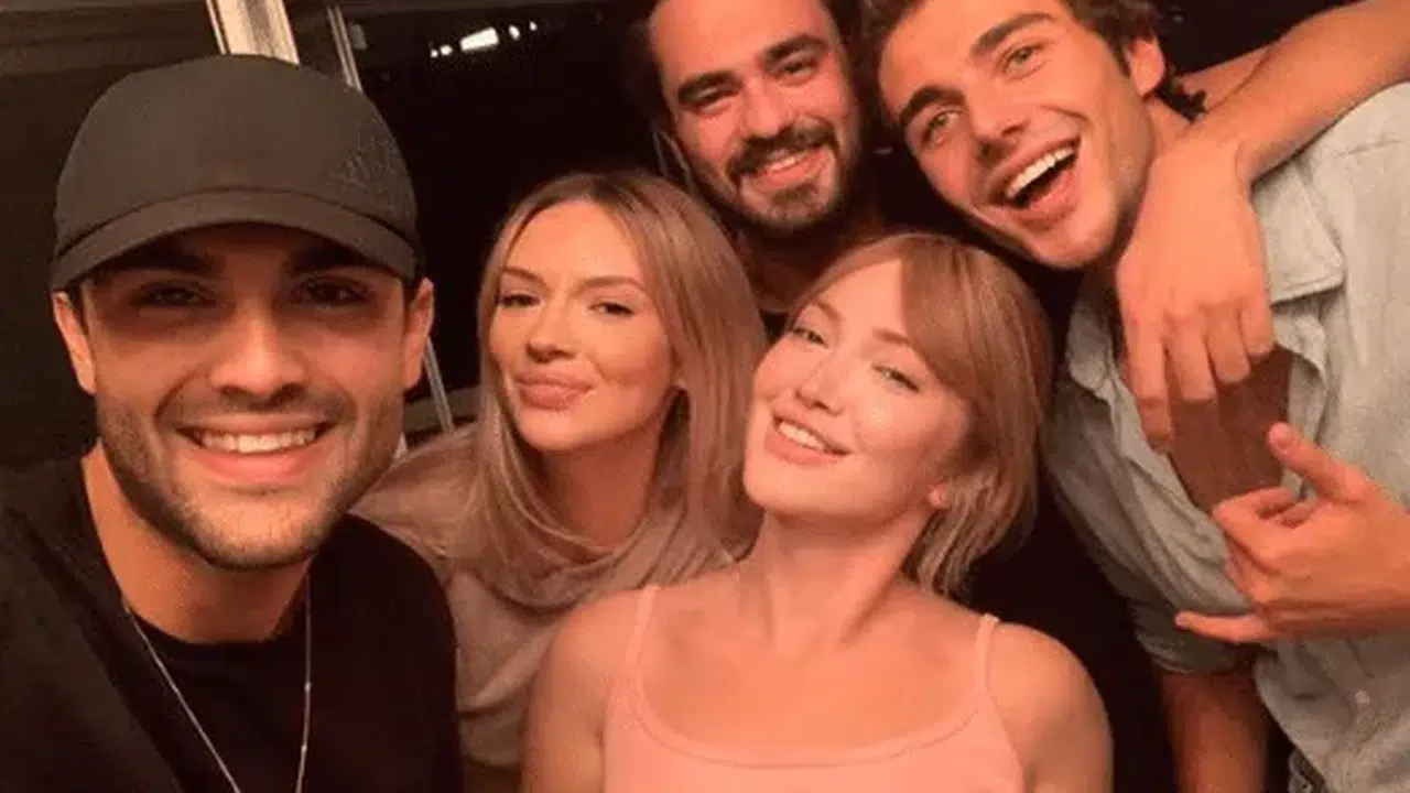 Danla Bilic kardeşi var mı, üvey kardeşleri kim, hangi ünlüyle akraba?