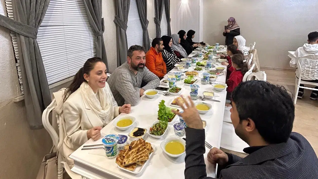 Gazze ve Suriyeli Mülteciler İçin Ramazan'da Kardeşlik Sofrası