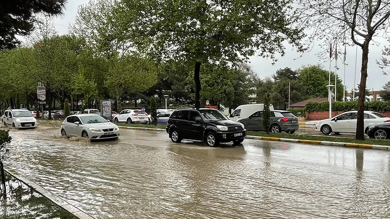 ELAZIĞ HAVA DURUMU NASIL! Elazığ’da Bugün Bulutlu Hava, Sıcaklık, Yağış ve 7 Günlük Hava Tahmini