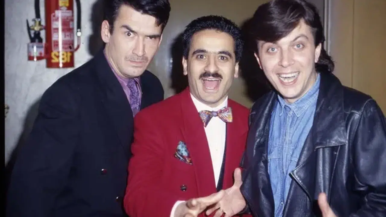 KOMEDİ DANS ÜÇLÜSÜ MURAT AKKAYA KİMDİR? Kaç yaşında, nereli, Komedi Dans Üçlüsü nasıl dağıldı, şimdi ne yapıyor?