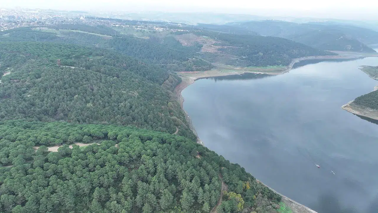 İstanbul’da Su Alarmı Sürüyor: Barajlar Yükseldi Ama Tehlike Geçmedi!