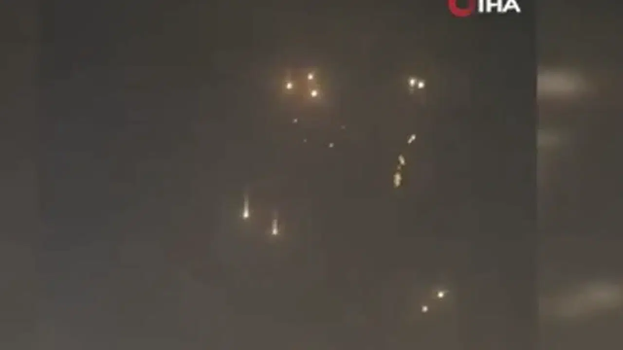 İran’dan Yeni Hamle! Dubai’yi Hedef Alan Füze Havada İmha Edildi