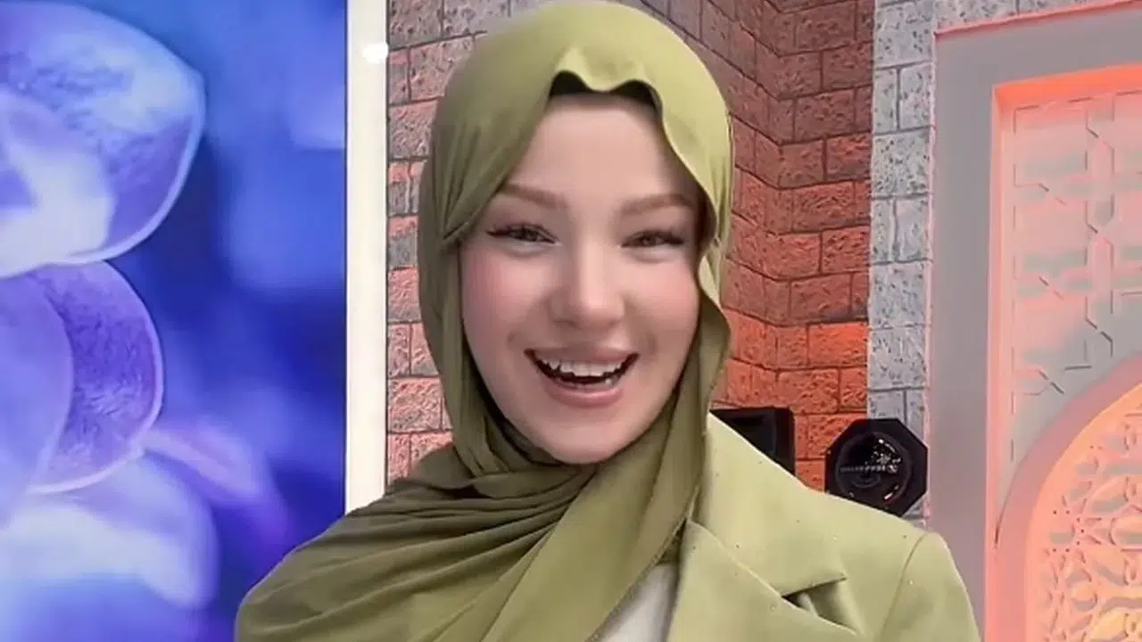 Estetikli mi, Doğal mı? Fenomen Fatma Soydaş’ın Olay Yaratan Paylaşımı!