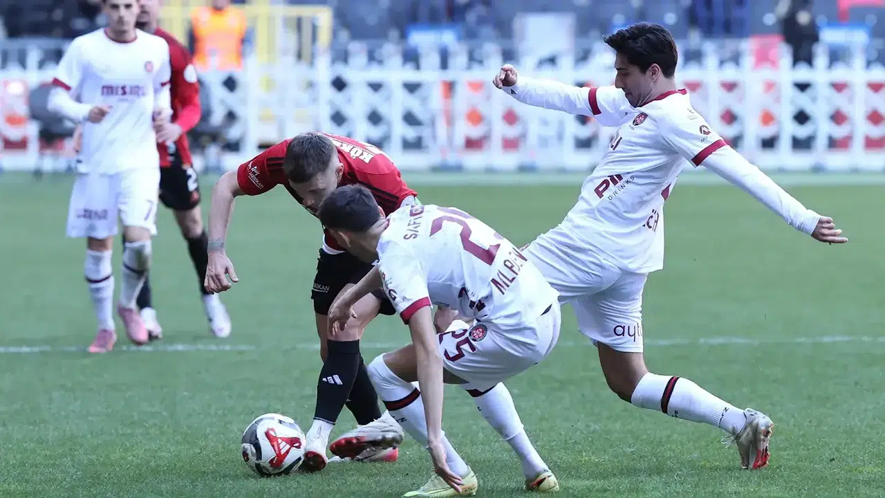 GAZİANTEP FK FATİH KARAGÜMRÜK MAÇI KAÇ KAÇ BİTTİ! Golleri kim attı? İşte maçın özeti!