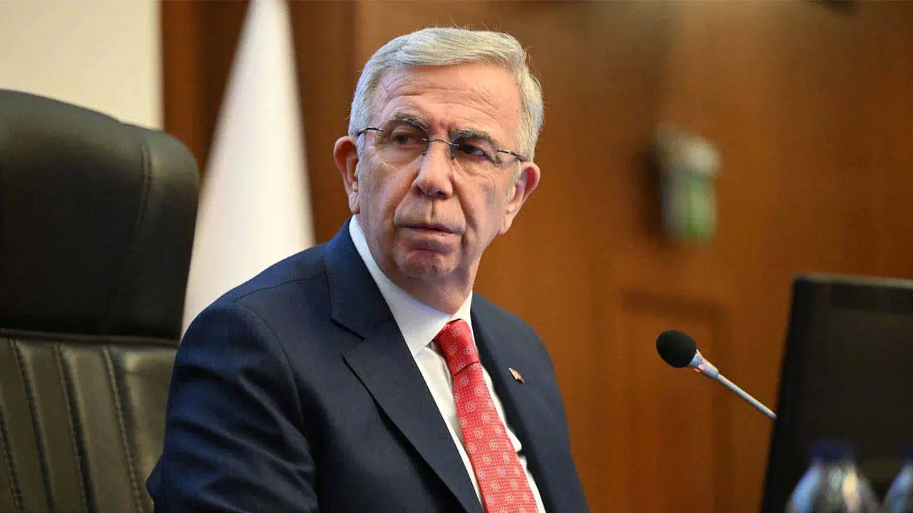 MANSUR YAVAŞ ALEVİ Mİ? Sünni Mi, Hangi Mezhepten, Annesi Babası Kardeşleri Kim ve Ailesi Nereli?