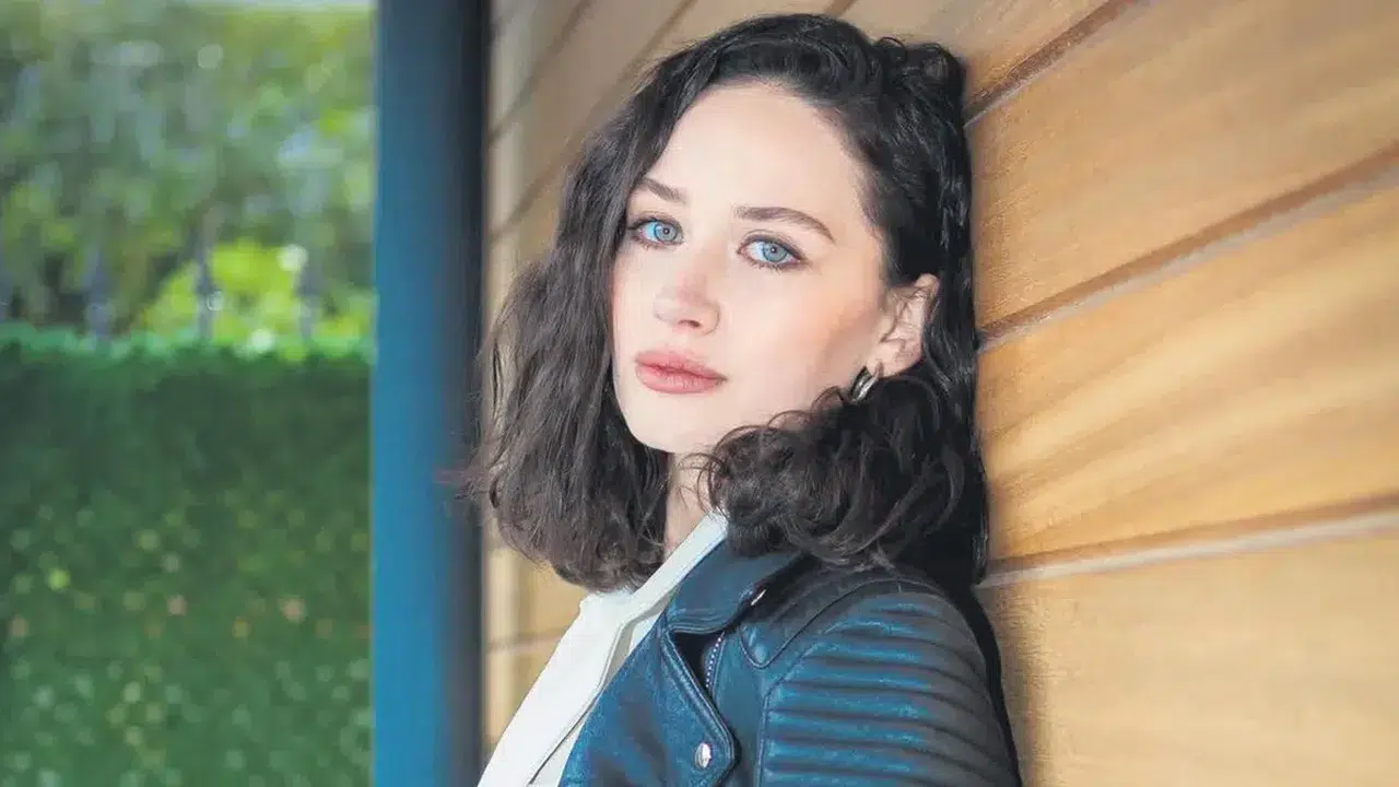 Halef Dizisi Hicran Kimdir, İlayda Çevik Kim, Kaç Yaşında, Nereli, Boyu ve Kilosu Kaç, Sevgilisi Kim, Hangi TV Dizilerinde Oynadı?