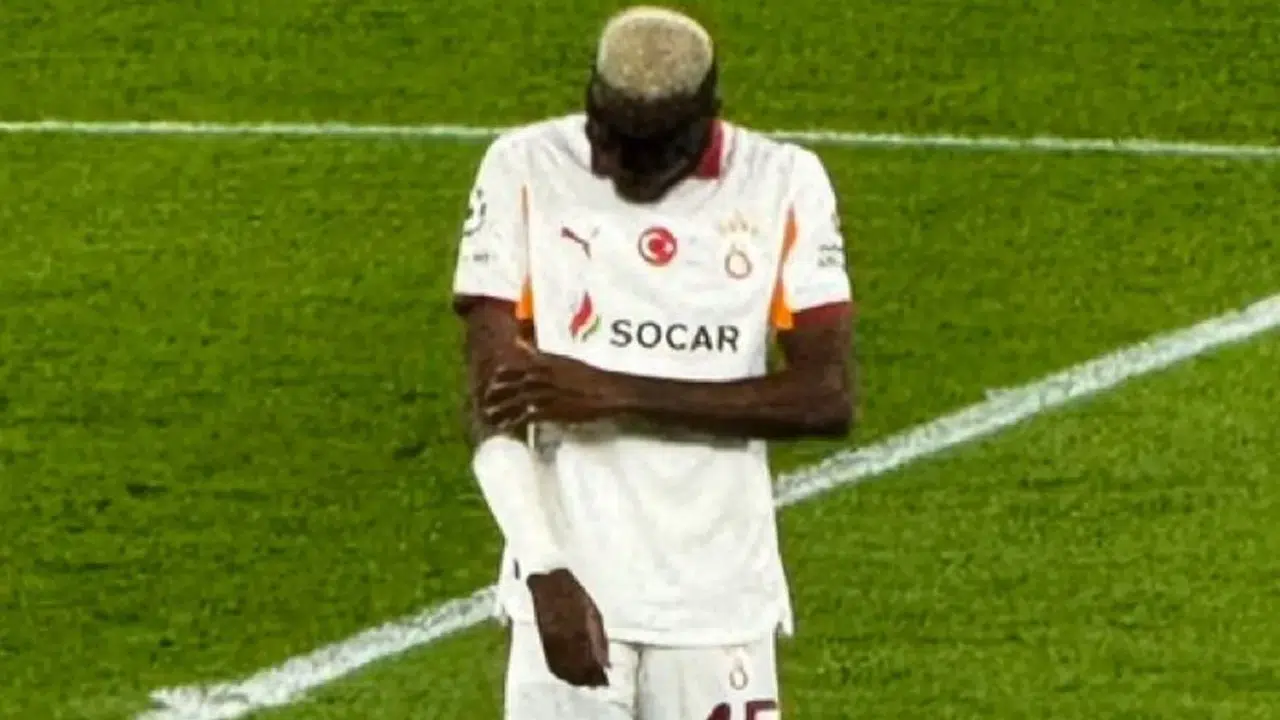 OSİMHEN FENERBAHÇE DERBİSİNE KADAR İYİLEŞİR Mİ? Son durumu ne, ameliyat olacak mı, ne zaman dönecek?