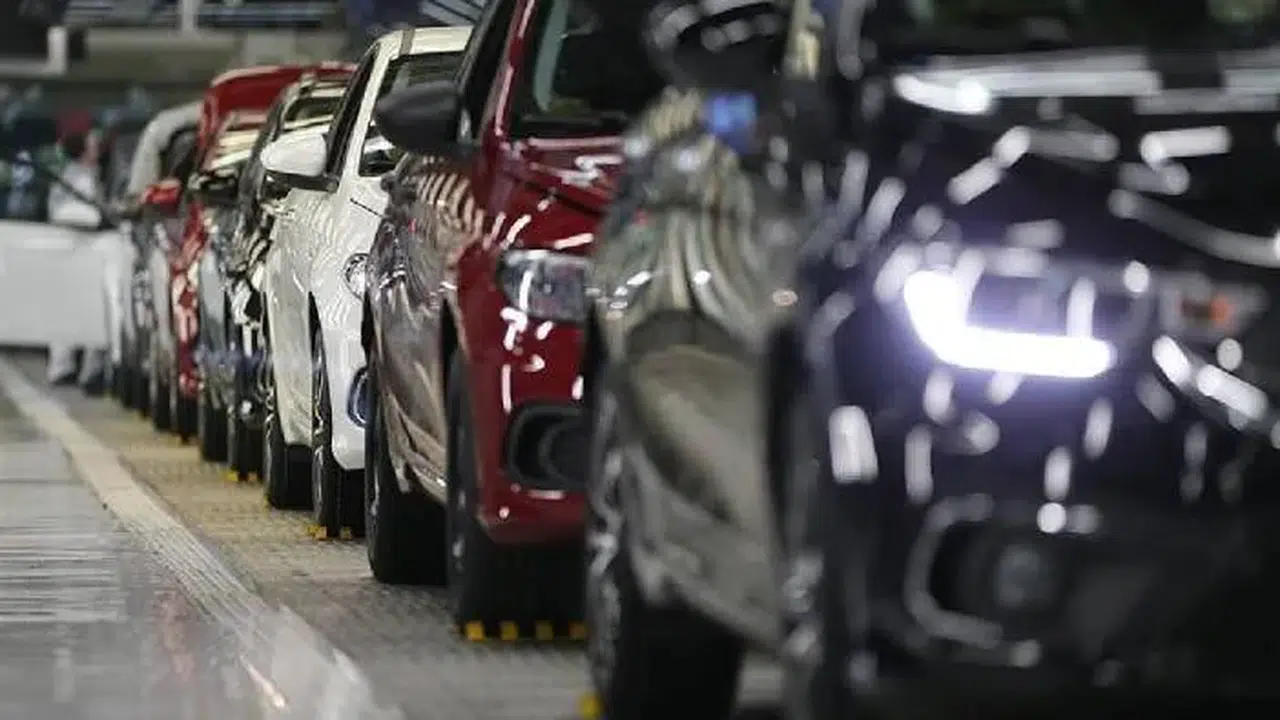 EN AZ YAKAN HİBRİT OTOMOBİLLER HANGİLERİ? Türkiye’de hangi modeller öne çıkıyor, 100 km’de kaç litre yakıyor?