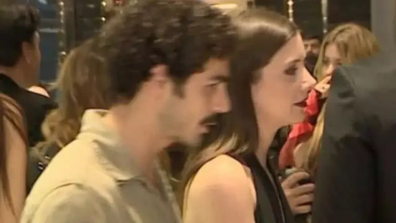 BERİL POZAM ESKİ SEVGİLİSİ KİM! Erdem Kaynarca ile ne zaman ayrıldı mı?