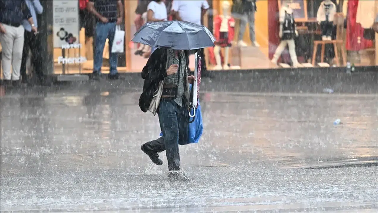 Hava Bir Açıyor Bir Kapanıyor: Yağış Gidiyor Derken Yenisi Geliyor!