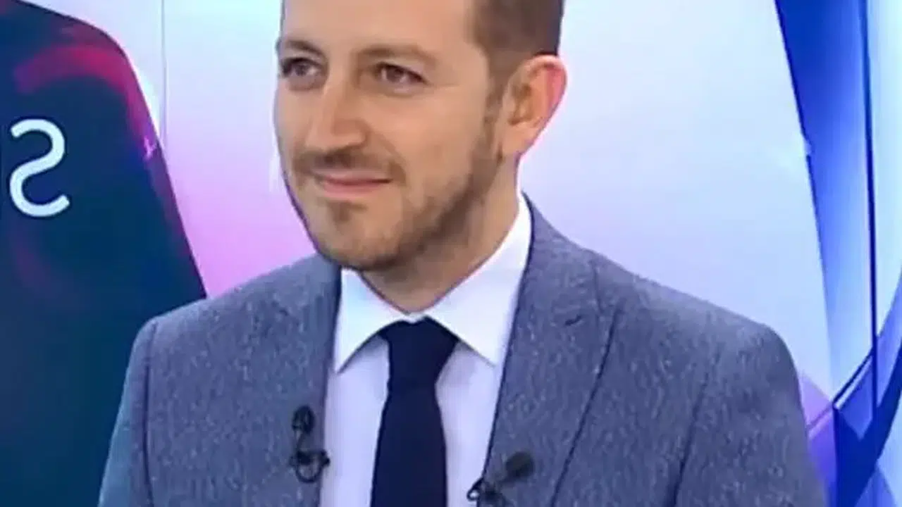 KORAY BALOĞLU EVLENDİ Mİ? A Spor Spikeri Koray Baloğlu Aslen Nereli? Yaşı ve Kariyer Yolculuğu...