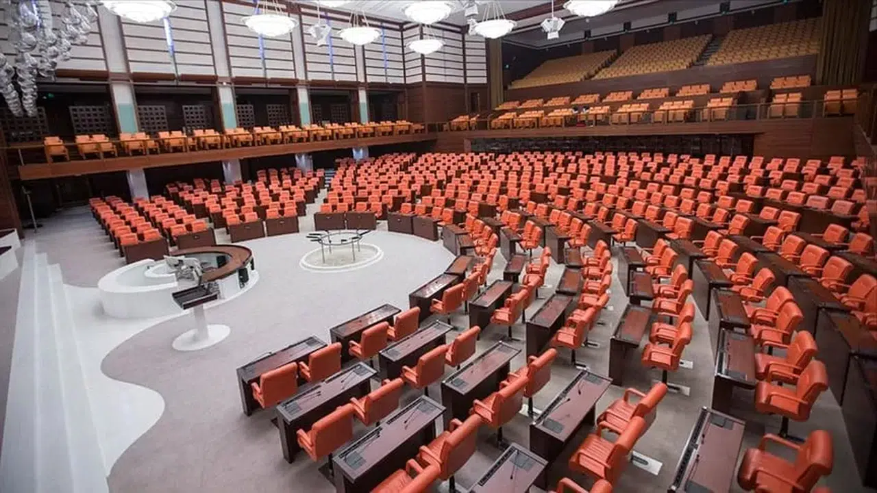 Hakkari’den Kaç Milletvekili Çıkacak, Sabit mi Kaldı, Dağılım Nasıl Yapıldı?