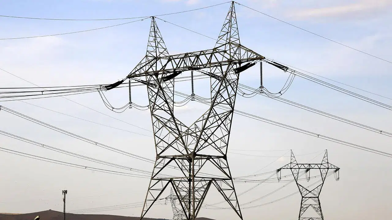 İZMİR ELEKTRİK KESİNTİSİ 4 MART 2026! Hangi ilçelerde elektrik kesilecek, kesinti saatleri kaçta başlayıp bitecek?