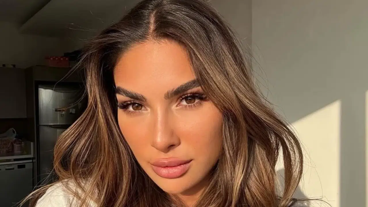 SURVİVOR GÖZDE MESLEĞİ NE! Evli Mi, Bekar Mı, Sevgilisi Kim?