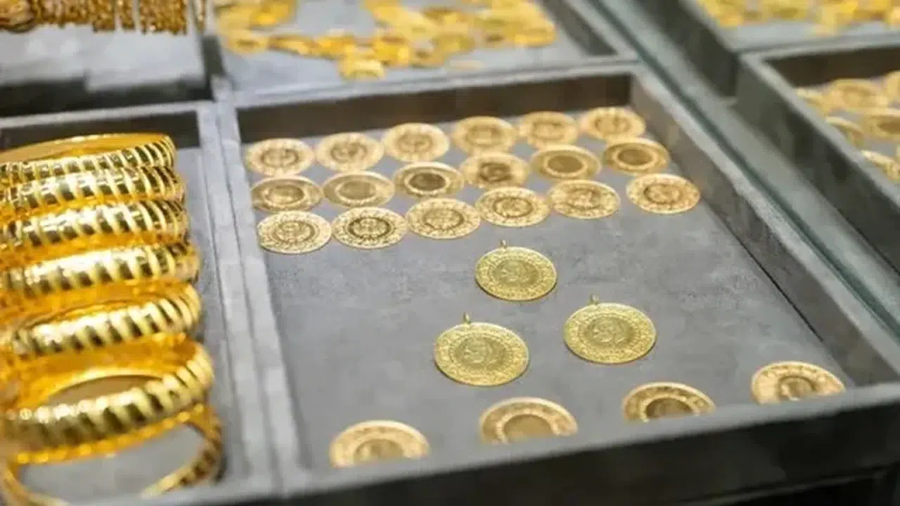 Altın Piyasasında Son Dakika, Yurt İçi ve Yurt Dışı Fiyat Farkı Tarihi Düşüşte