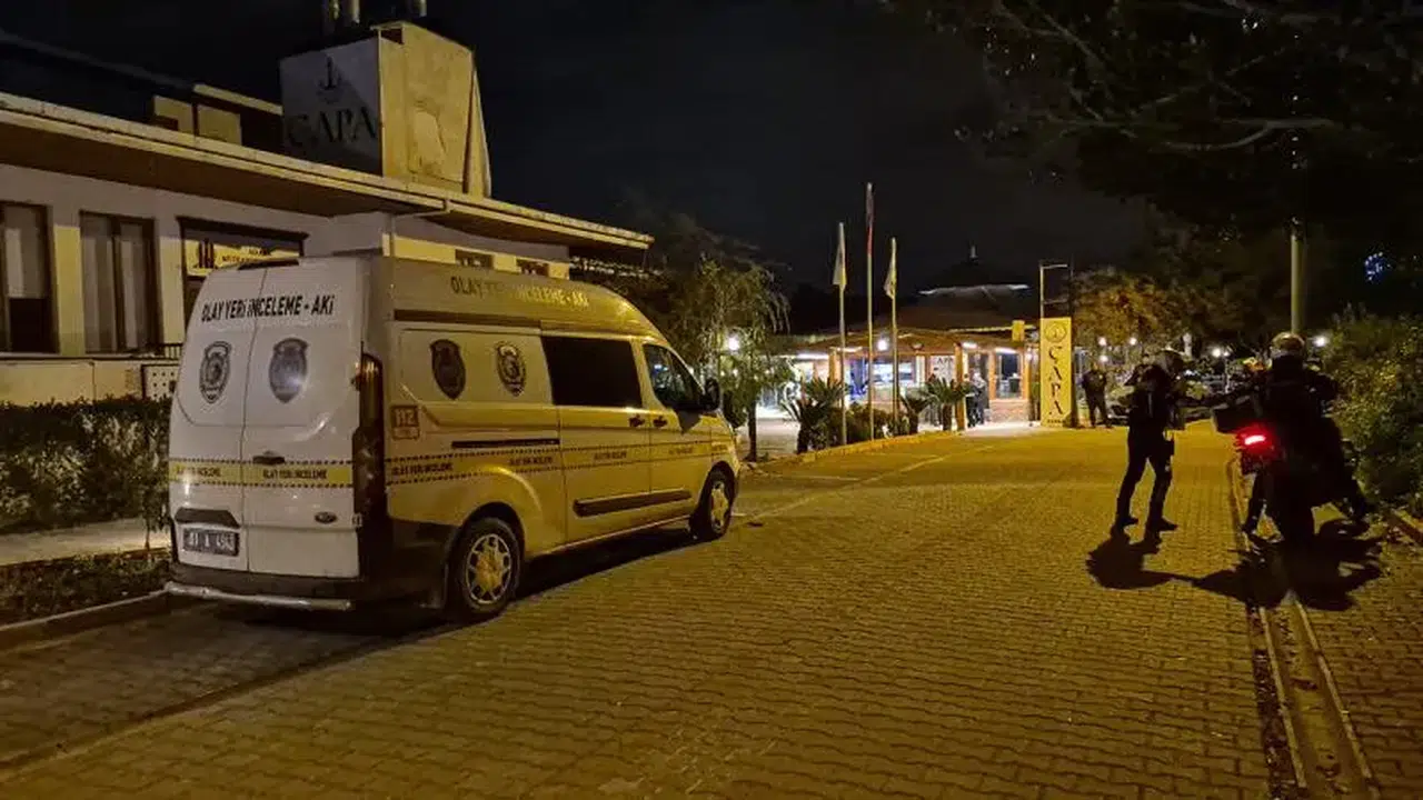 Adana’da akşam yemeği kabusa döndü! Silahlı kavga can aldı