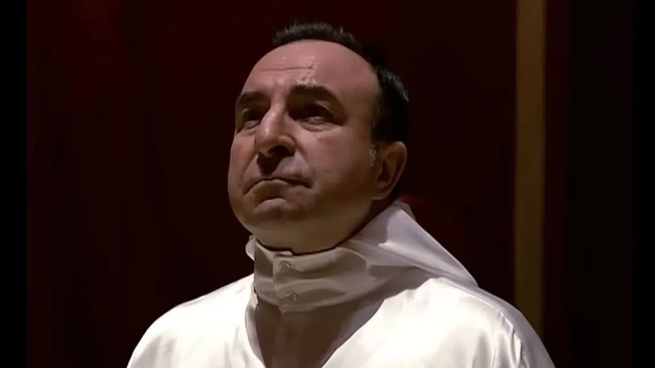 'Merhamet Edin Efendim' Detayı İzleyiciyi Kurtlar Vadisi’ne Götürdü!