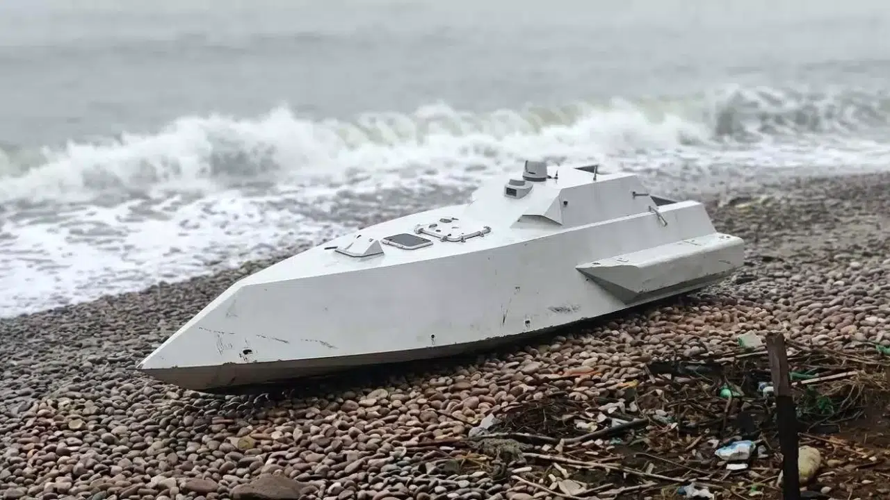 Ordu Sahilinde Gizemli Cisim Bulundu: Jandarma Bölgeyi Çembere Aldı, İşte O Görüntüler!