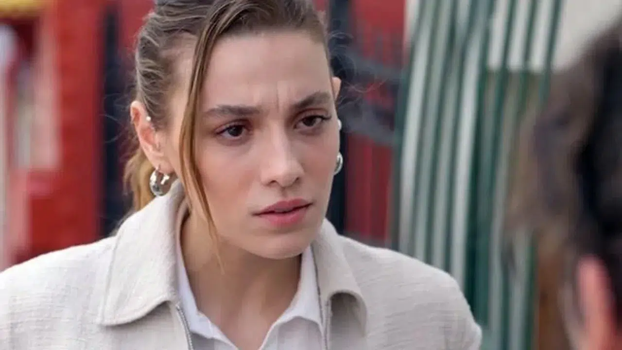 Yeraltı dizisi setinde ne oldu! Sümeyye Aydoğan'ın neden adı geçiyor, Devrim Özkan neden rest çekti, kim ayrılıyor?