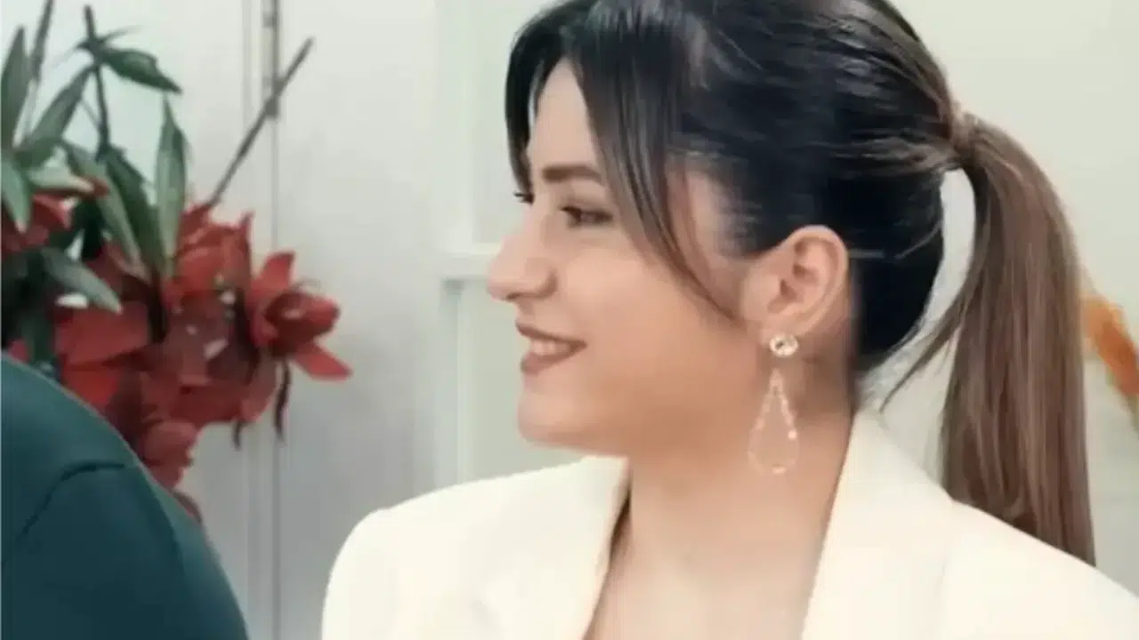 YEMEKTEYİZ ÇAĞLA KİMDİR VE HAYATI! Kaç Yaşında, Aslen Nereli, Mesleği Ne, Evli mi?