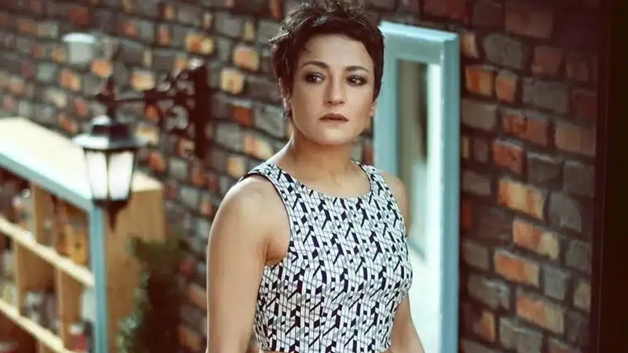 Uzak Şehir’in Fidan Albora’sı İlkay Kayku kimdir, kaç yaşında, aslen nereli, mesleği ne, ne iş yapıyor, evli mi?