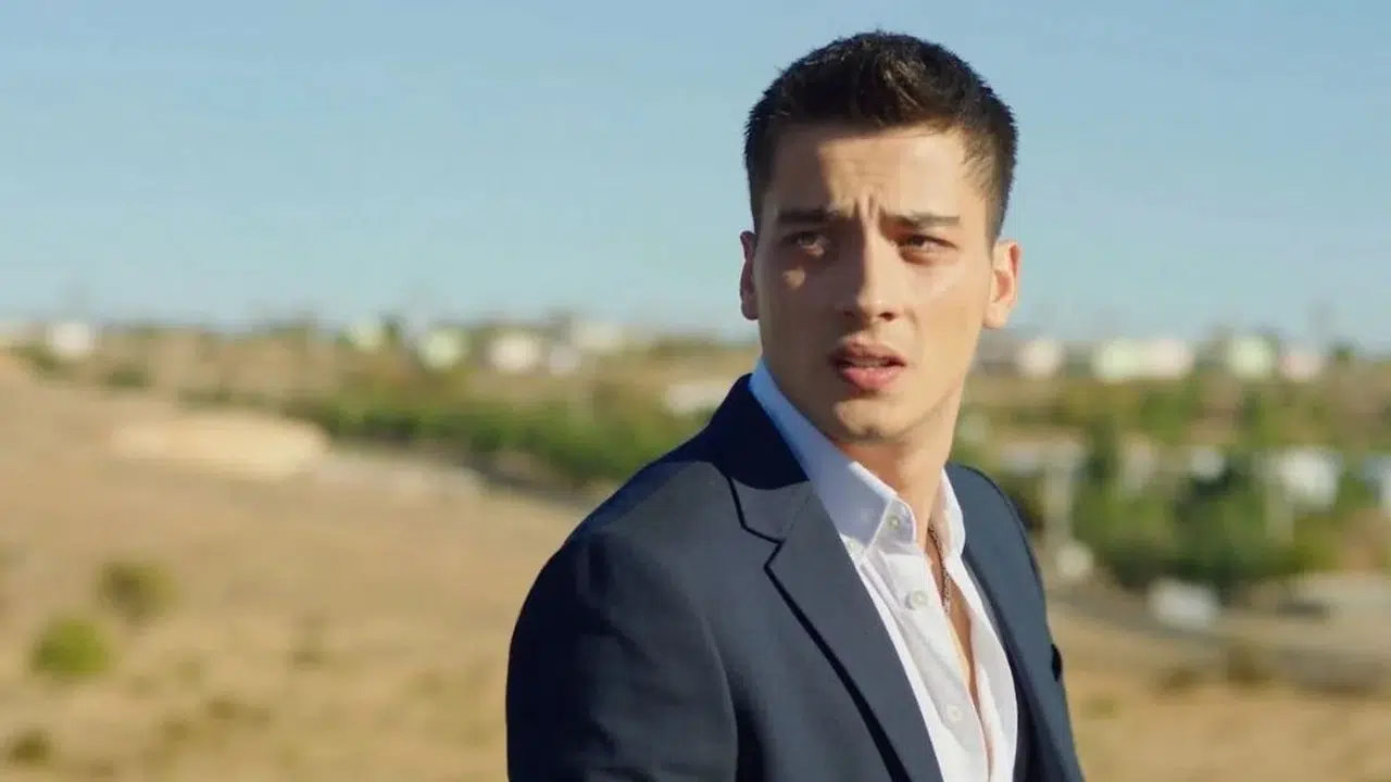 ATAKAN ÖZKAYA SEVGİLİSİ VE INSTAGRAM HESABI!  Kaç Yaşında, Nereli?