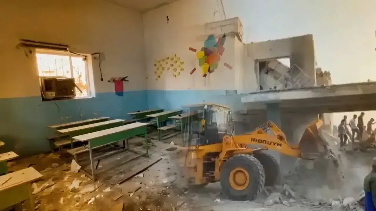 İsrail ve ABD’nin Saldırısında Minab’da 85 Öğrenci Öldü