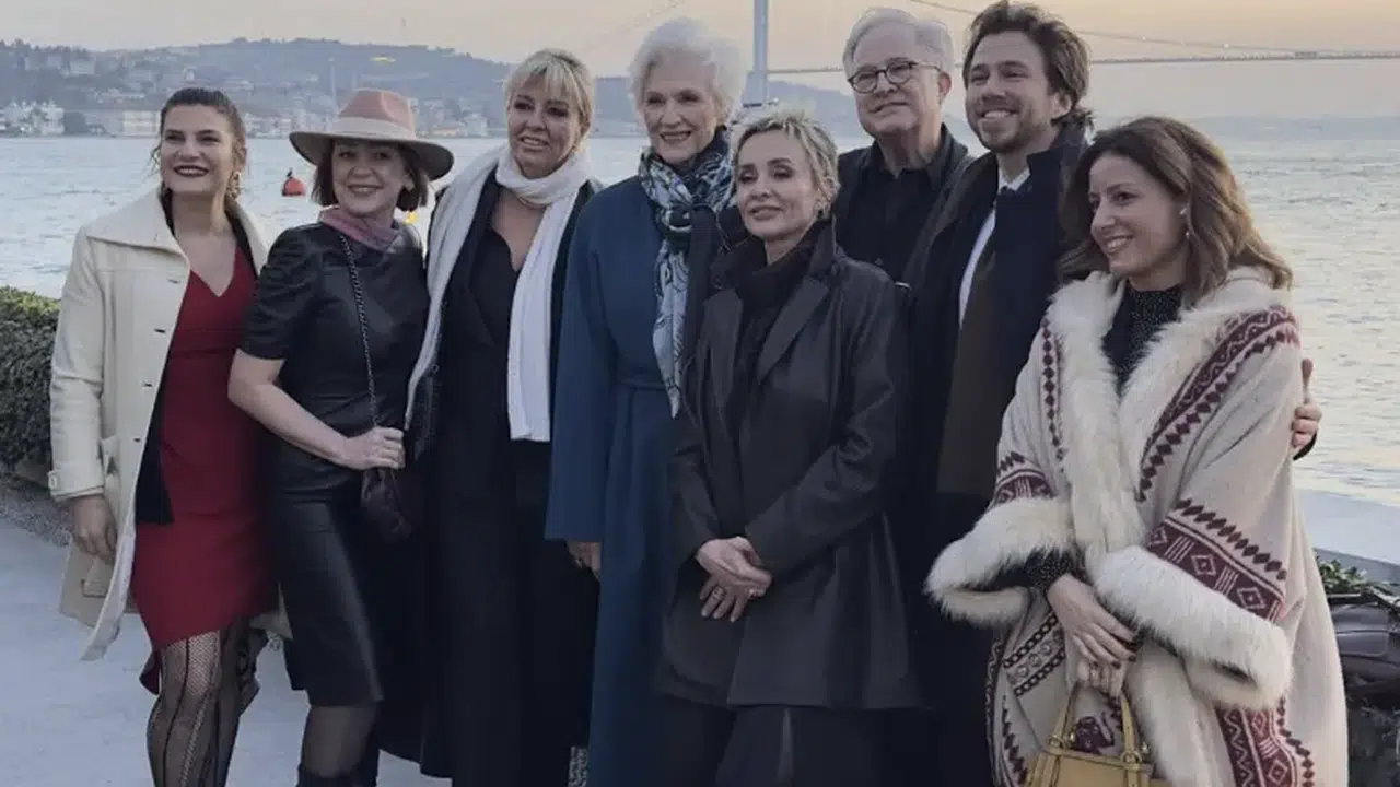 Maye Musk İstanbul’da: Boğaz’da doğum günü sürprizi geceye damga vurdu