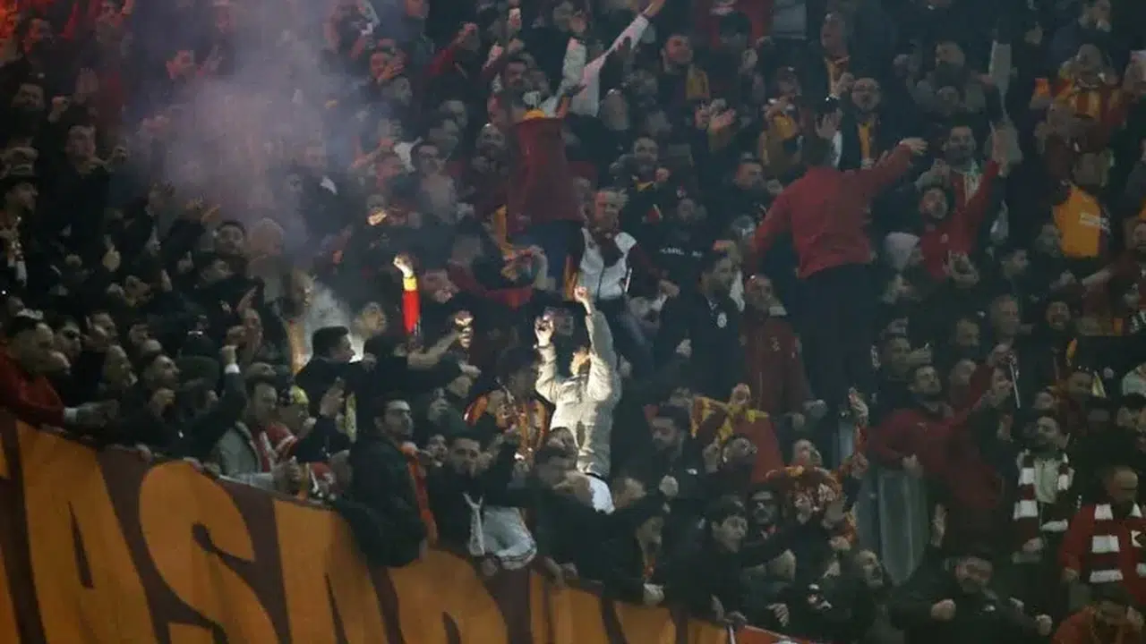 UEFA’dan Galatasaray’a ceza! Liverpool deplasmanında taraftar olmayacak