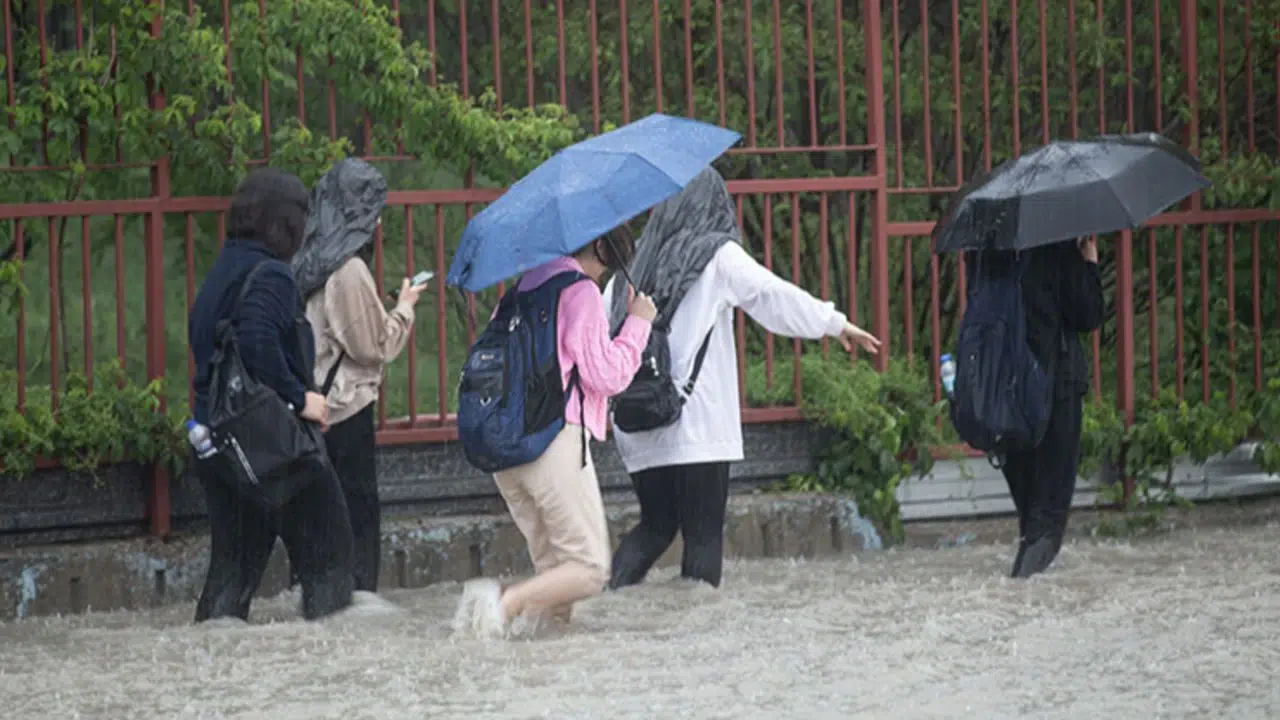 26 MART SAMSUN’DA OKULLAR TATİL Mİ? Yağmur devam ediyor mu, valilikten açıklama geldi mi?