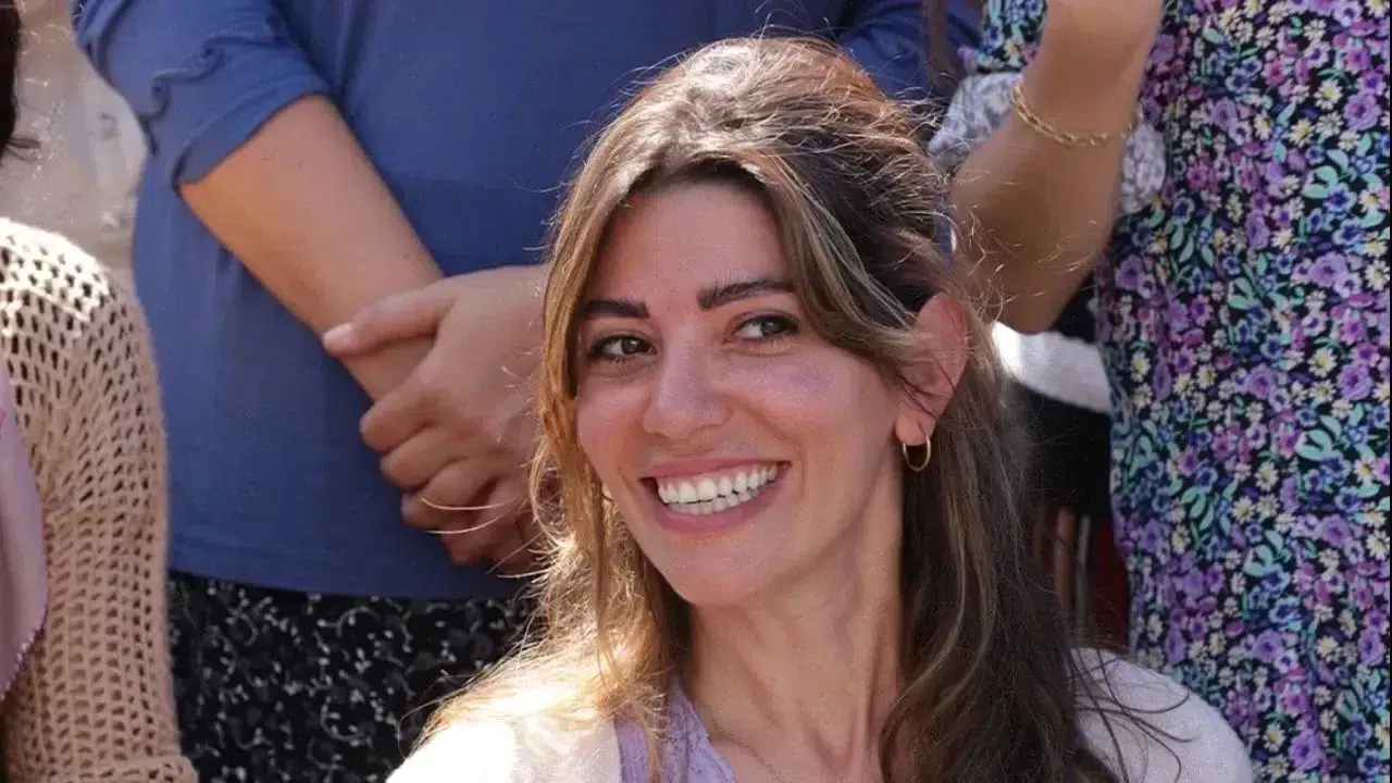 Uzak Şehir’e bomba oyuncu! Ceren Moray kadroya dahil oldu