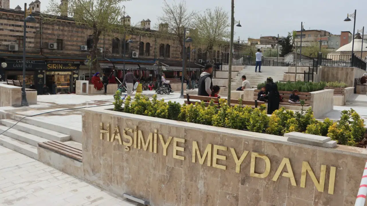 HAŞİMİYE MEYDANI YOL TARİFİ! Nerede, Nasıl Gidilir, Hangi İlçede?