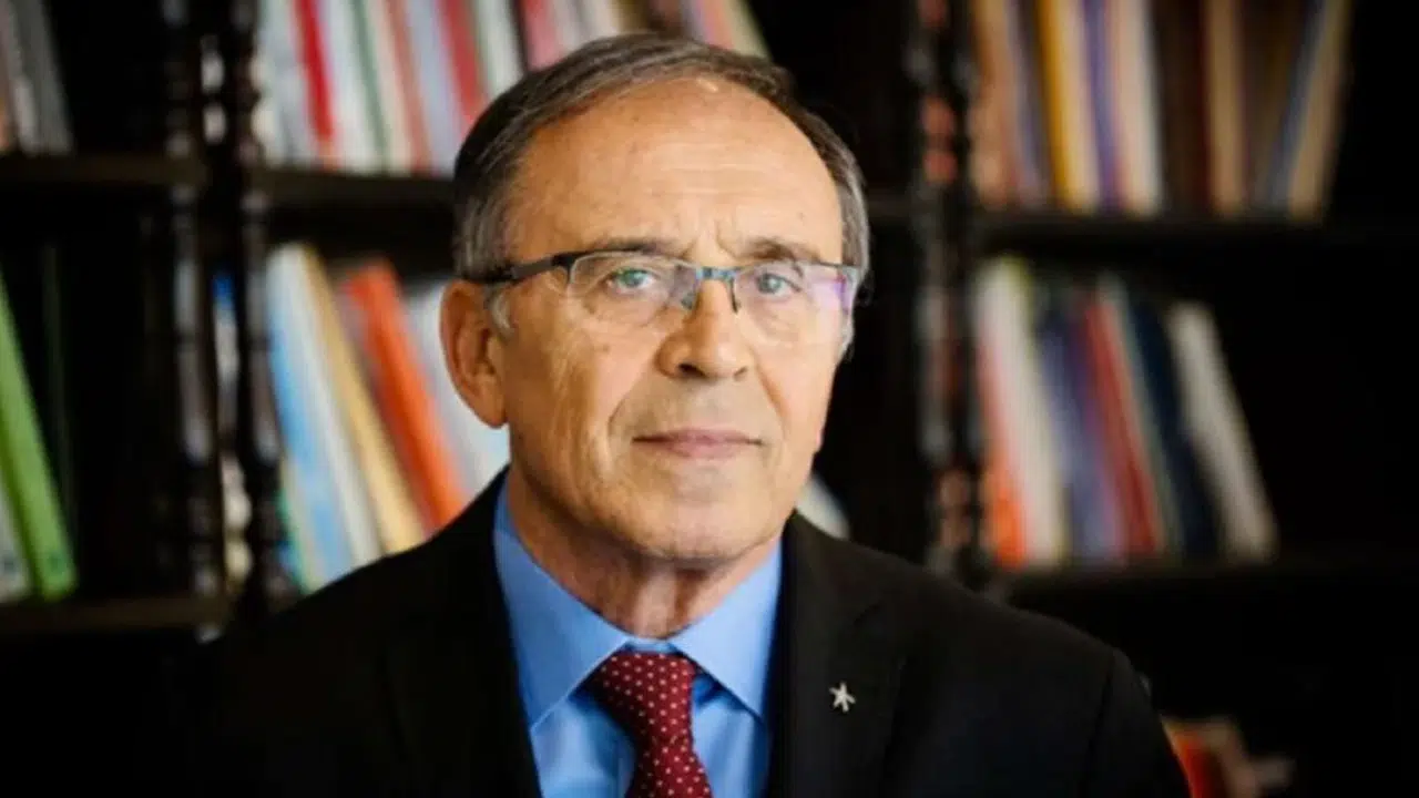 AHMET YAVUZ HAYATI VE KiMDiR! Ne iş yapıyor? Görevleri nelerdir?