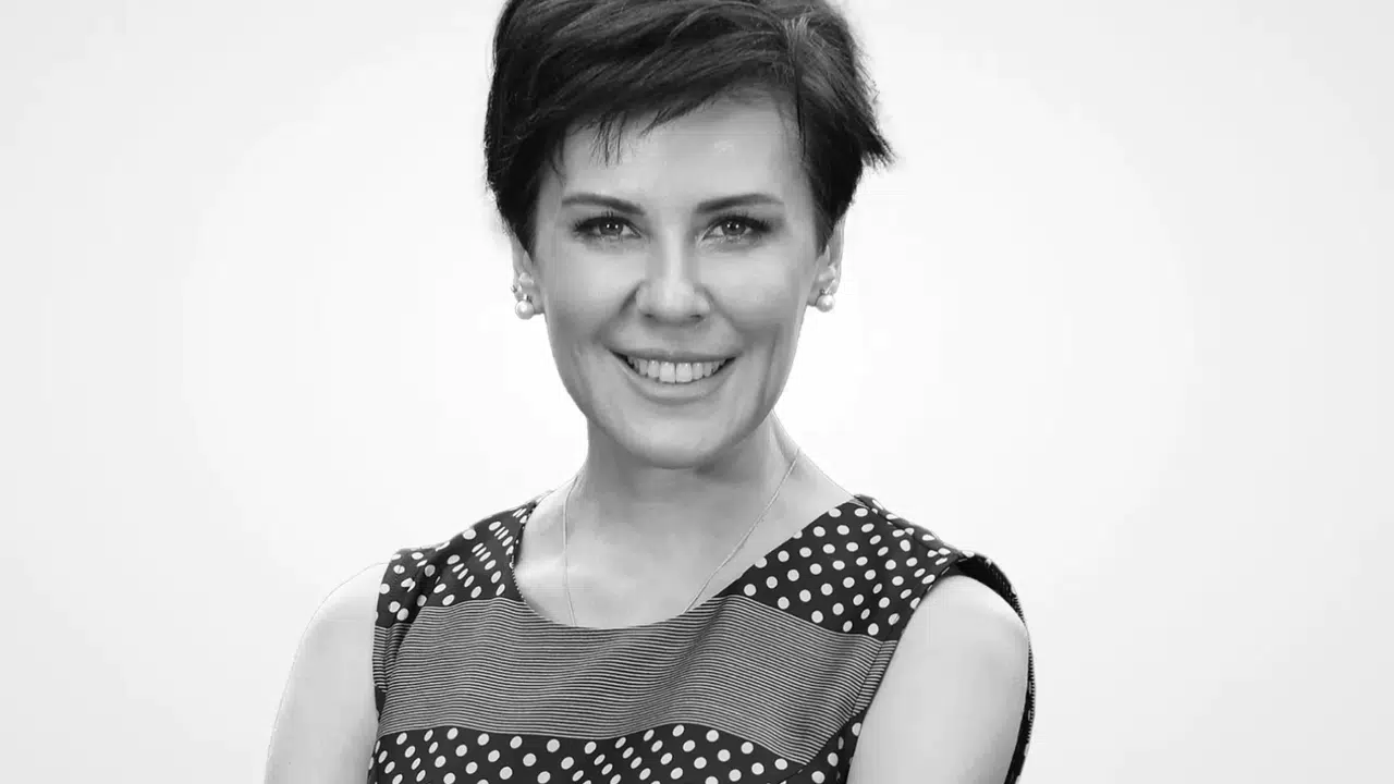 PINAR TÜRKER KAÇ YAŞINDA! Aslen nereli, evli mi, bekar mı, çocuğu var mı?